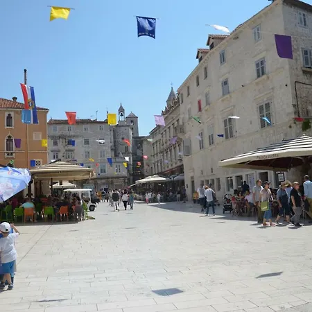 Apartments Dida * Split