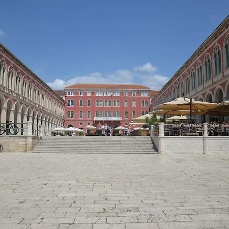 Apartments Dida Apartment *