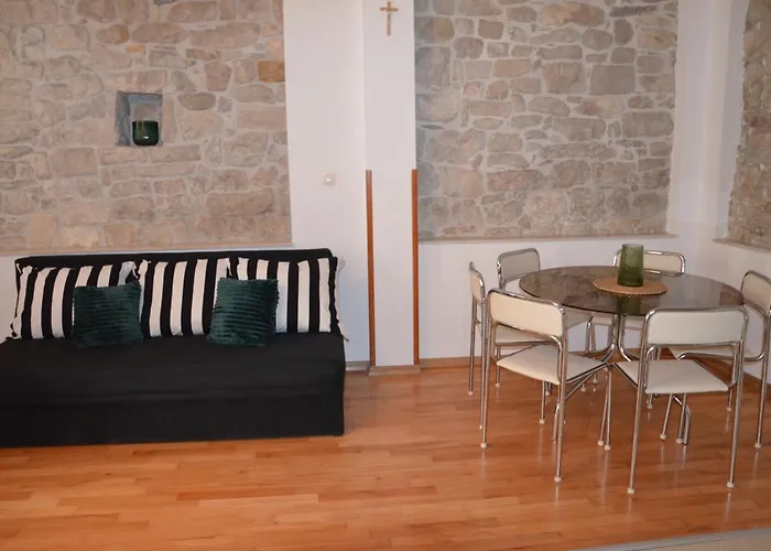 Apartments Dida * Split