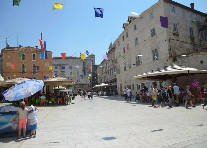 Apartments Dida * Split